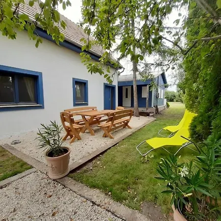 Balaton Wave Lakehouse
